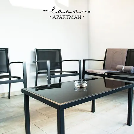Lana Apartman