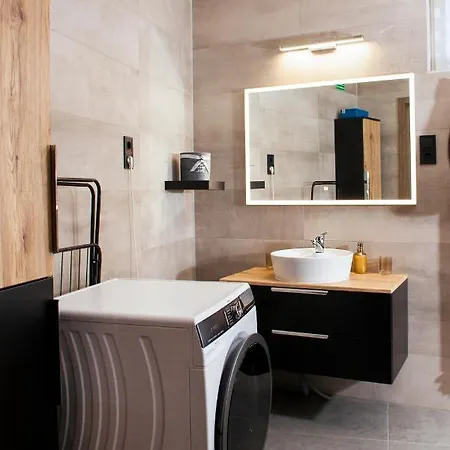 Apartman Lana *
